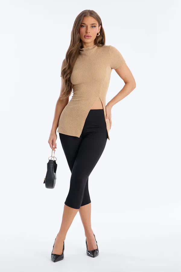 SHORT SLEEVE