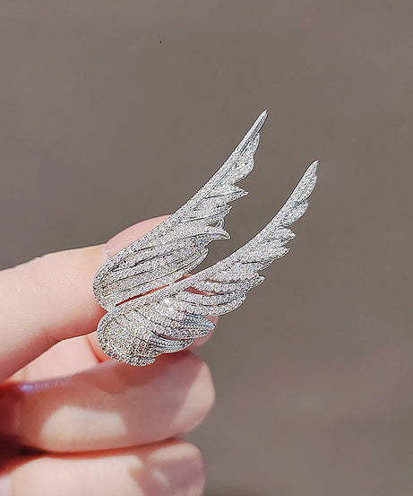 BroochNest
