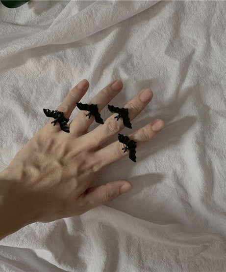 Gridlock Ring