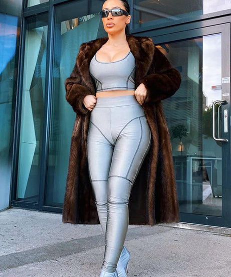 tight yoga clothes
