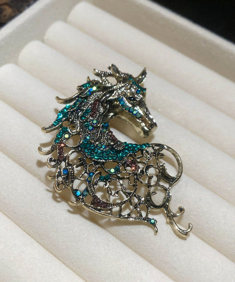 The Brooch Bar