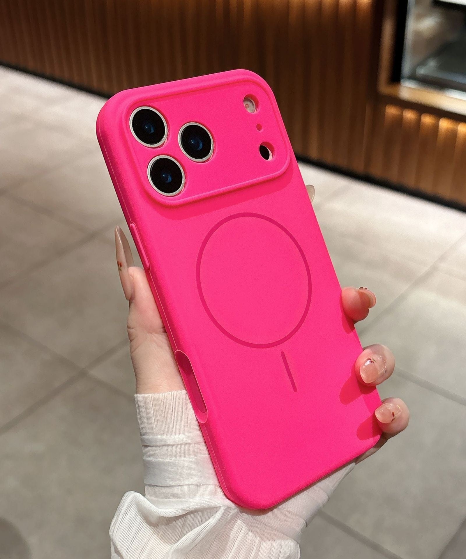 Applicable To 17 Fine Circle Magnetic Phone Case Liquid Silicone