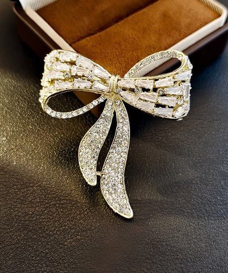 BlingBrooch