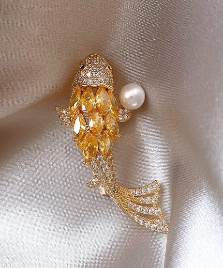 BroochNest