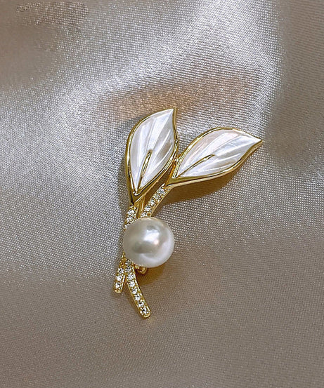 BroochNest