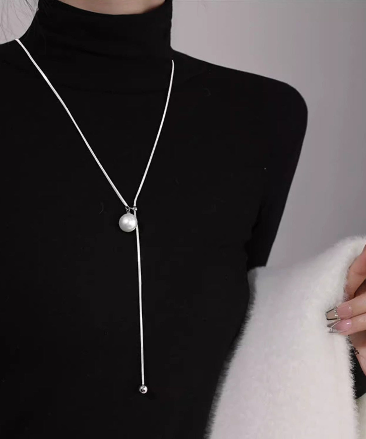 Moonpetal Choker