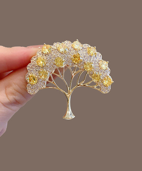 BroochNest